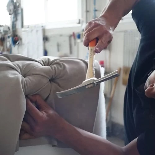 Почему стоит выбрать белый выставочный ковролин